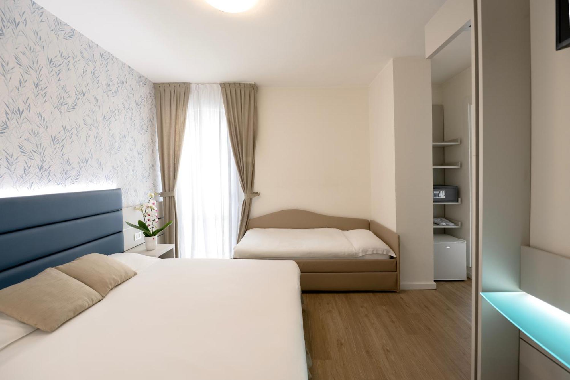 Hotel Astoria Caorle Exteriör bild